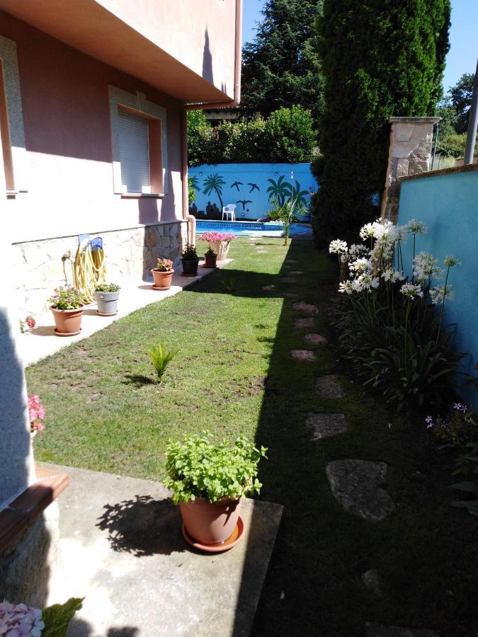 Villa Las Palmeras Аренас де Сан Педро Екстериор снимка