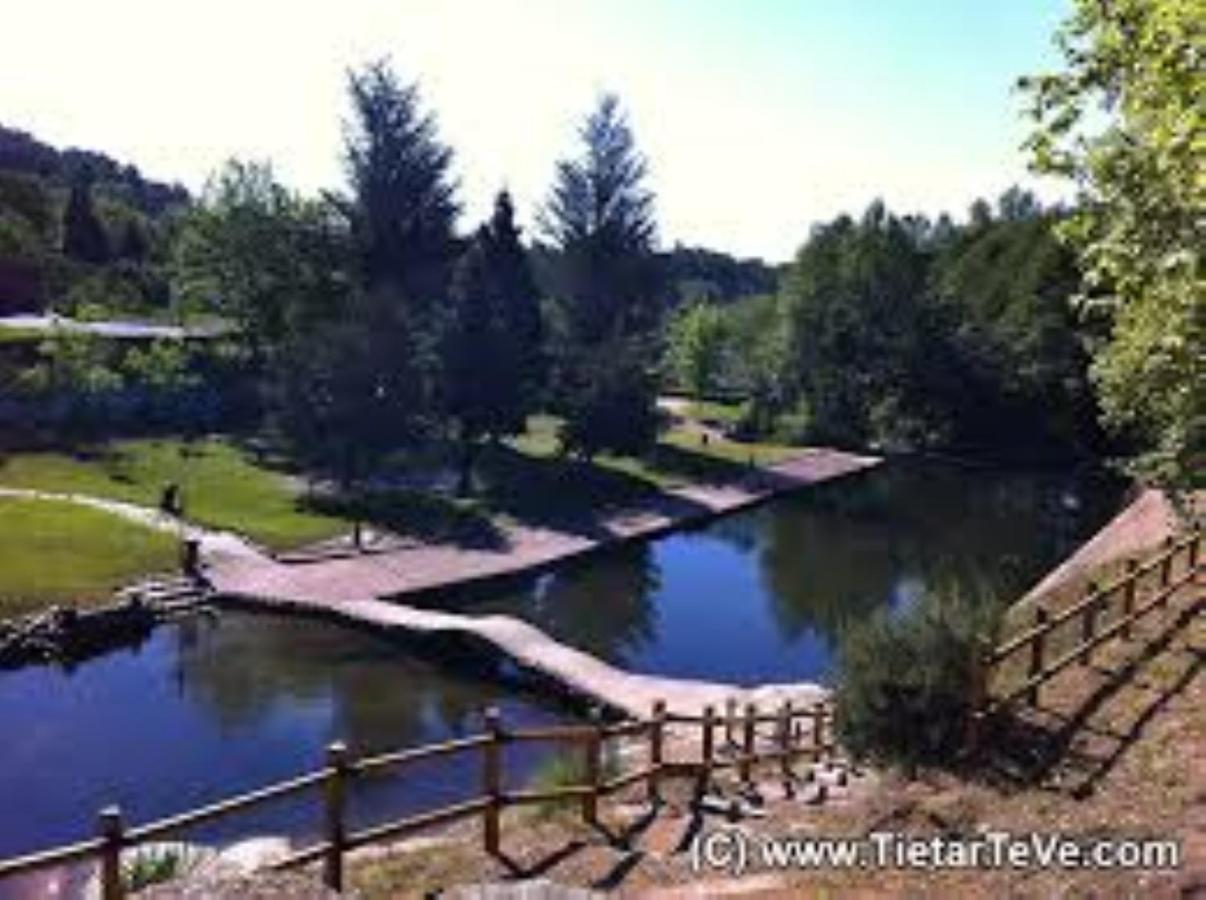Villa Las Palmeras Аренас де Сан Педро Екстериор снимка