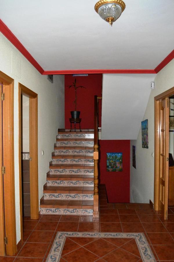Villa Las Palmeras Аренас де Сан Педро Екстериор снимка