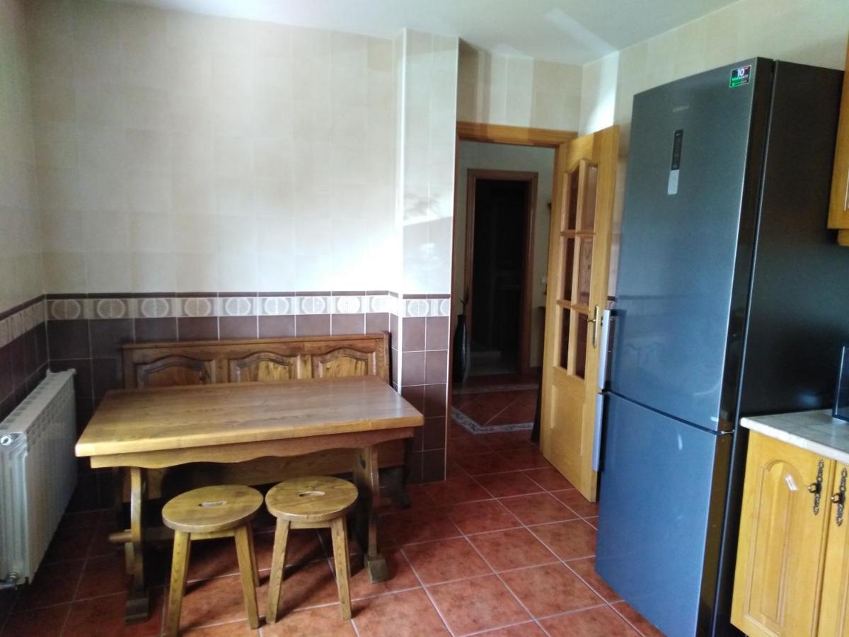 Villa Las Palmeras Аренас де Сан Педро Екстериор снимка